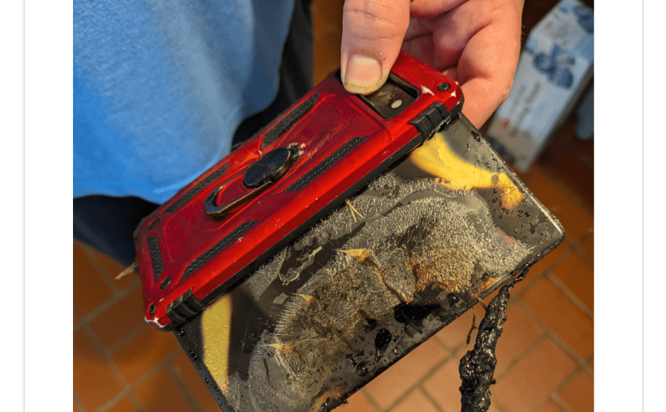 Burnt Red Google Pixel 6a